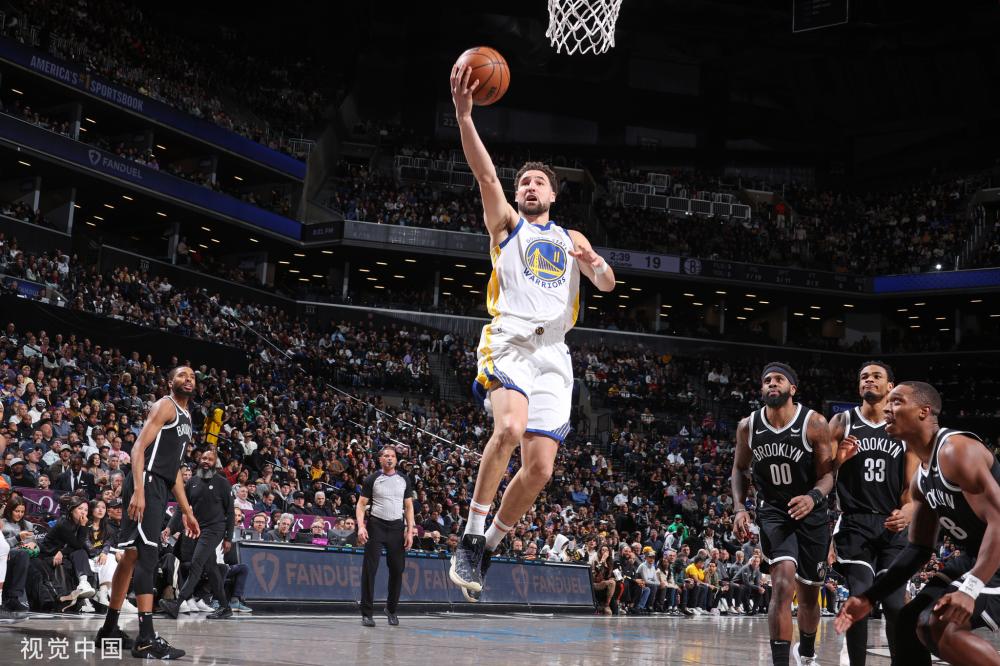 而巴萨的坚 而巴萨的坚