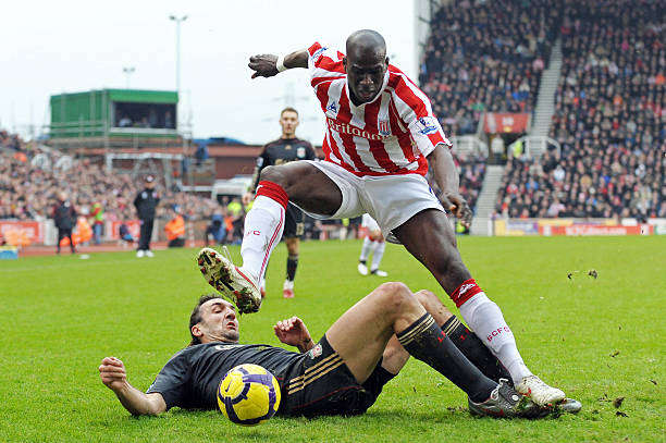 指的是固定 指的是固定