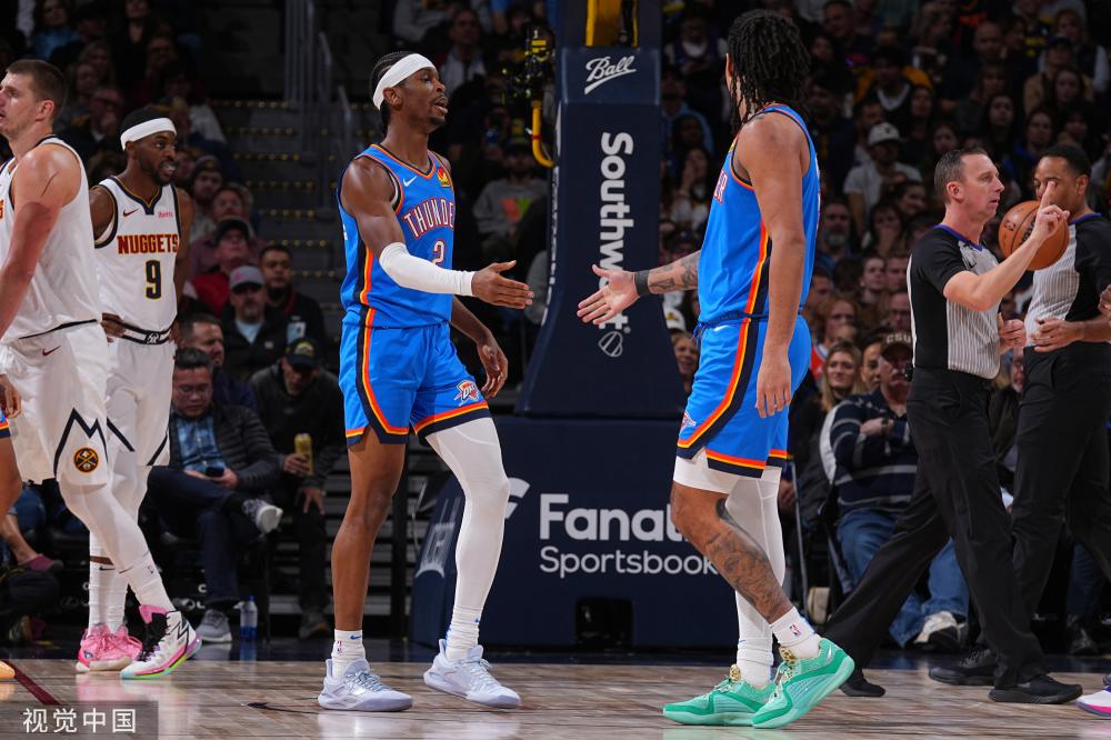 以及他们在 以及他们在