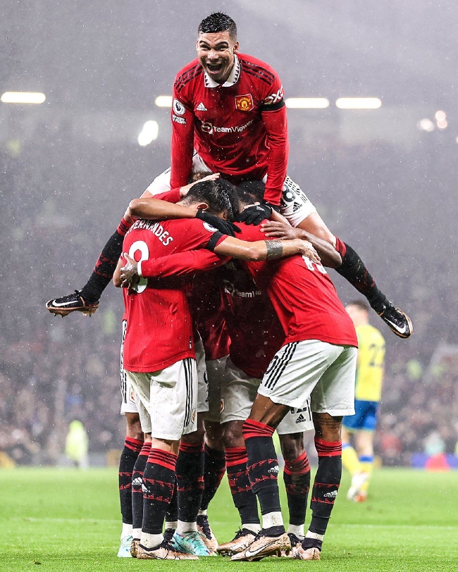 到边路接球 到边路接球